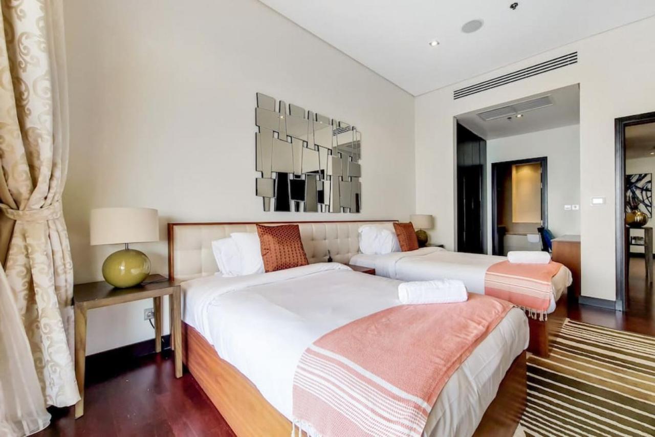 Royal Amwaj Residences North - Vibrant Two Bedroom Dubai Exterior photo